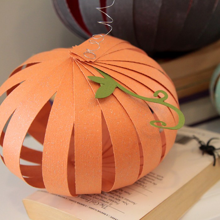 How to make pumpkin decoration paper