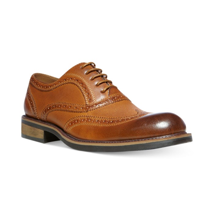 Mens tan wingtip dress shoes